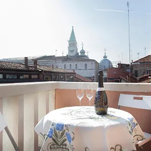 Luxury Terrace View Of San Marco , Venezia Italia